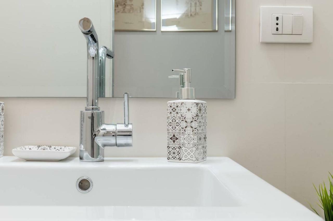 Mirti Boutique Apartment Heart Cagliari Eksteriør bilde